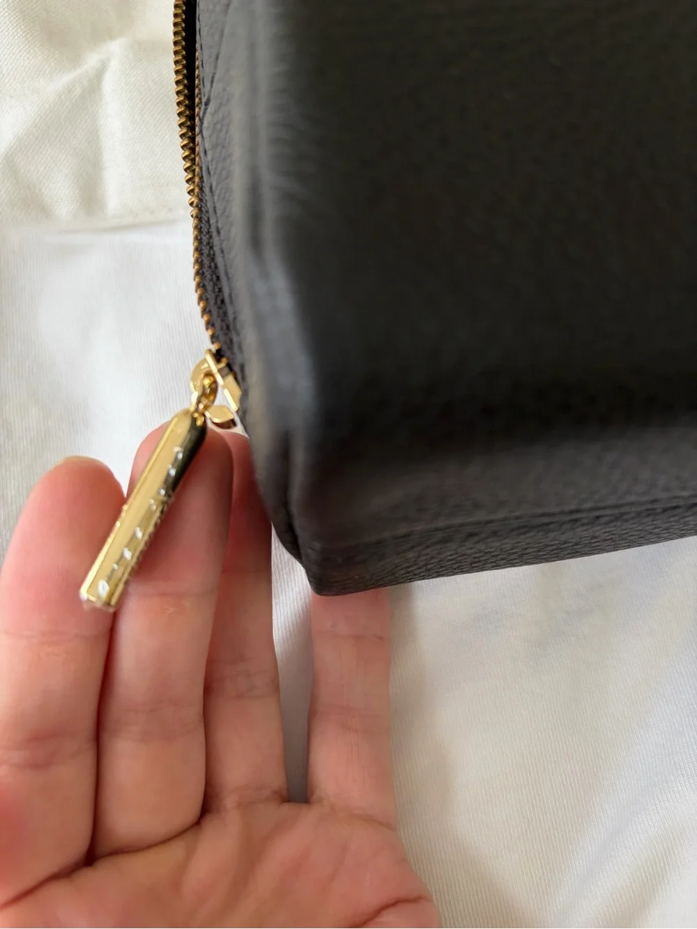 Cuyana black leather